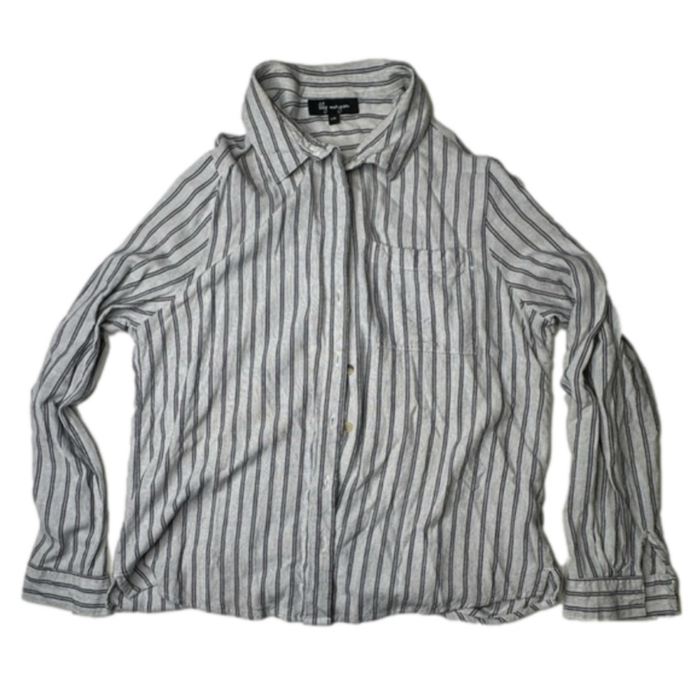 Lily Morgan • Stripped Top size L , button up long sleeve